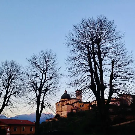 In Piazzetta Appartement *