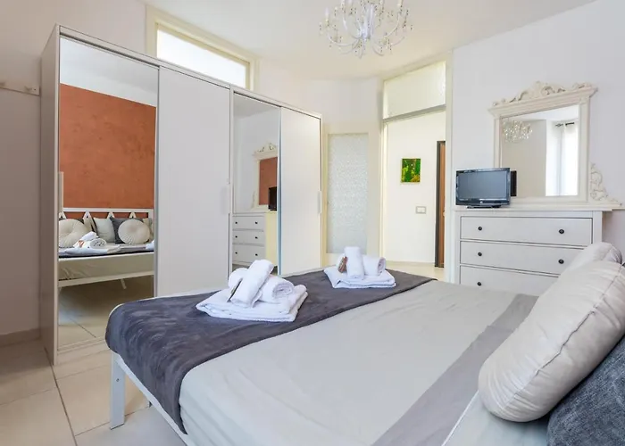 In Piazzetta * Puegnago